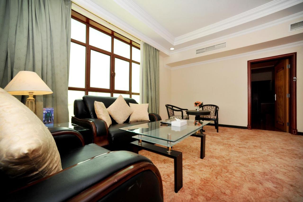 Marco Polo Hotel Manama Exterior photo