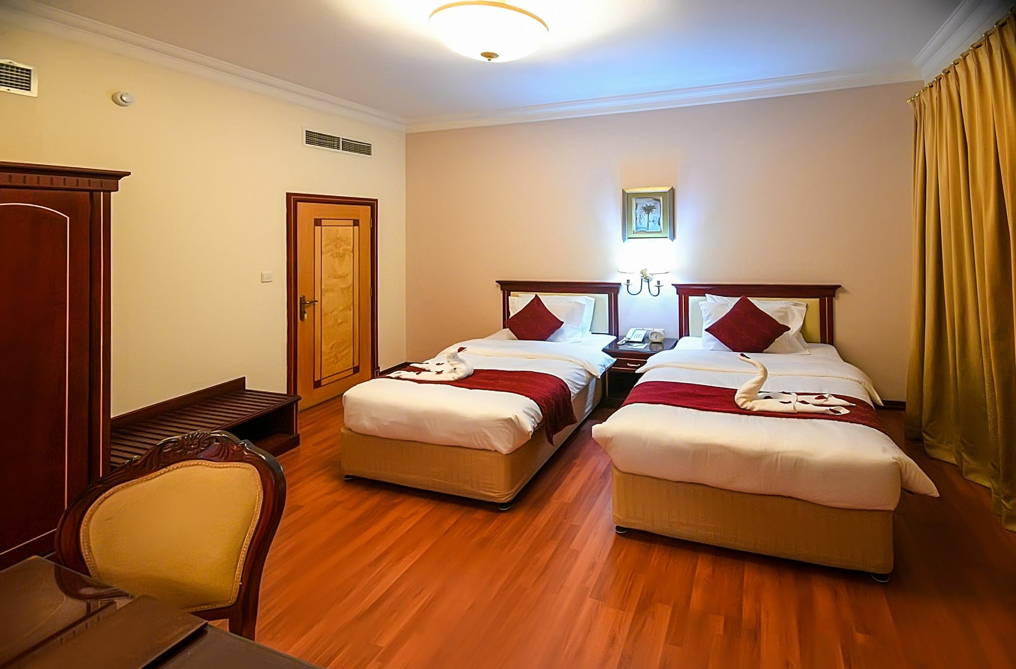 Marco Polo Hotel Manama Exterior photo